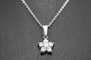 S2073 Řetízek + krystalkový přívěsek z chirurgické oceli