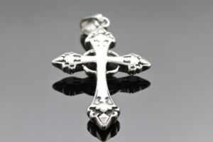 S2086 KŘÍŽ – přívěsek z chirurgické oceli