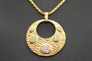 S2134 KULATÝ PŘÍVĚSEK GOLD z chirurgické oceli