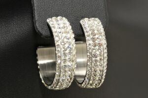 S2220 ŠIROKÉ TŘPYTIVÉ KRUHY z chirurgické oceli 3cm