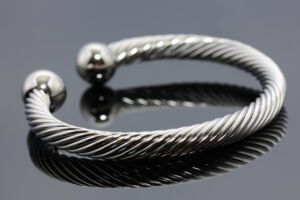 S2298 Dámský náramek z chirurgické oceli