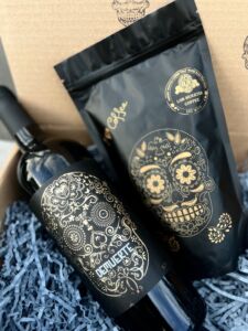 Dárkový set kávy a vína Demuerte Gold