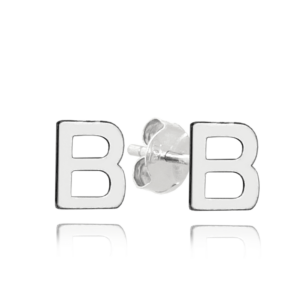 MINET Stříbrné náušnice písmeno „B“