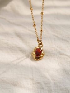 Náhrdelník RYLEIGH ČERVENÝ 18K GOLD PLATED