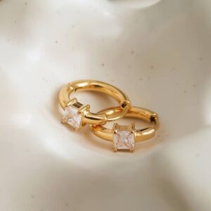 Náušnice ADHARA ČTVEREC 18K GOLD PLATED