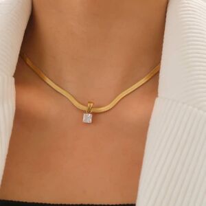 Náhrdelník BLANC ČTVEREC 18K GOLD PLATED
