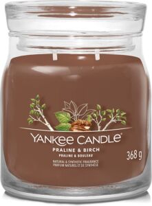 Yankee Candle vonná svíčka Signature ve skle střední Praline & Birch 368g