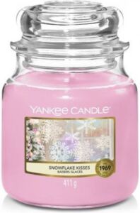 Yankee Candle vonná svíčka Classic ve skle střední Snowflake Kisses 411 g