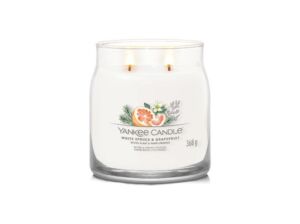 Yankee Candle vonná svíčka Signature ve skle střední White Spruce & Grapefruit 368g
