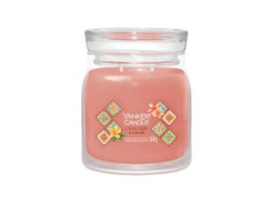 Yankee Candle vonná svíčka Signature ve skle střední Capri Glow 368g
